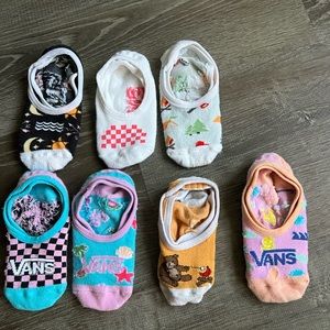 6 pairs of women’s medium VANS socks. Only two of the pairs were worn, once.